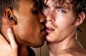 Gay-kiss